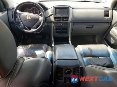 Zdjęcie 8 z 13 samochodu: 2006 HONDA PILOT EX VIN:2HKYF18716H553678 - miniatura