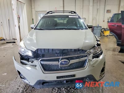 Piąte zdjęcie samochodu w środku: 2016 SUBARU CROSSTREK PREMIUM VIN:JF2GPABC3G8234718 - miniatura
