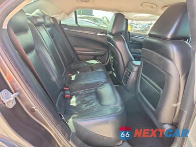Zdjęcie 10 z 12 samochodu: 2016 CHRYSLER 300 LIMITED VIN:2C3CCARG7GH208297 - miniatura