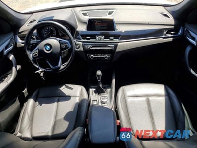 Zdjęcie 8 z 12 samochodu: 2019 BMW X1 SDRIVE28I VIN:WBXHU7C57K3H44239 - miniatura