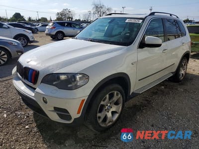 2013 BMW X5 XDRIVE35I 5UXZV4C56DL993630 - główne zdjęcie licytacji z USA - miniatura