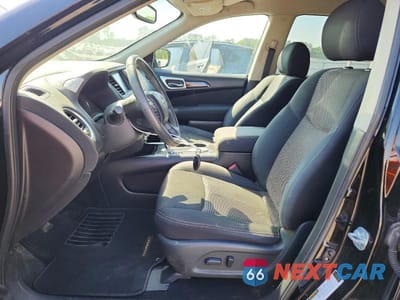 Zdjęcie 7 z 13 samochodu: 2017 NISSAN PATHFINDER SV VIN:5N1DR2MN1HC634948 - miniatura