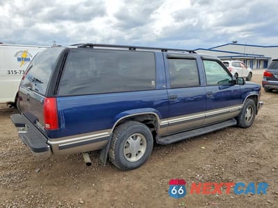 Trzecie zdjęcie samochodu z tyłu: 1998 CHEVROLET SUBURBAN C1500 VIN:1GNEC16R5WJ361307 - miniatura