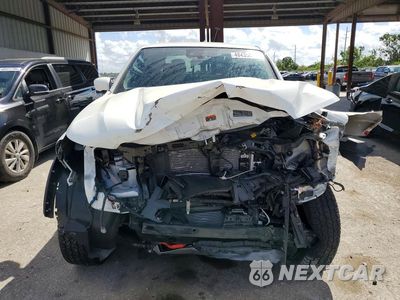 Piąte zdjęcie samochodu w środku: 2025 NISSAN FRONTIER PRO-4X VIN:1N6ED1EK6SN638430 - miniatura