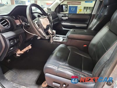 Zdjęcie 7 z 12 samochodu: 2017 TOYOTA TUNDRA TRD PRO VIN:5TFUY5F17HX589896 - miniatura