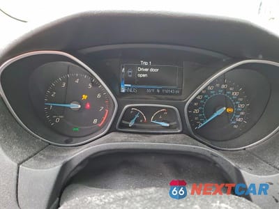 Zdjęcie 9 z 12 samochodu: 2012 FORD FOCUS TITANIUM VIN:1FAHP3N22CL309097 - miniatura