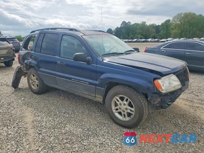 Czwarte zdjęcie samochodu z boku: 2004 JEEP GRAND CHEROKEE LAREDO VIN:1J4GW48S54C134012 - miniatura