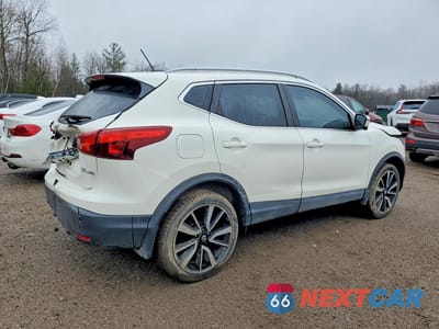 Trzecie zdjęcie samochodu z tyłu: 2017 NISSAN QASHQAI S VIN:JN1BJ1CR6HW108656 - miniatura