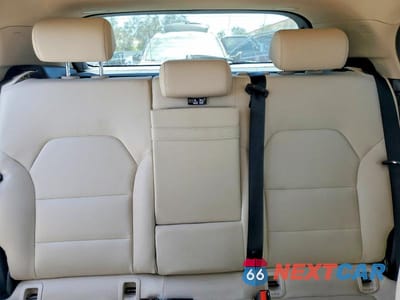 Zdjęcie 10 z 13 samochodu: 2016 MERCEDES-BENZ GLA 250 VIN:WDCTG4EB9GJ198733 - miniatura