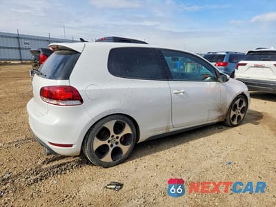 Trzecie zdjęcie samochodu z tyłu: 2010 VOLKSWAGEN GTI VIN:WVWEV7AJ8AW395647 - miniatura