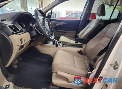 Zdjęcie 7 z 12 samochodu: 2017 HONDA RIDGELINE RTS VIN:5FPYK3F42HB030694 - miniatura