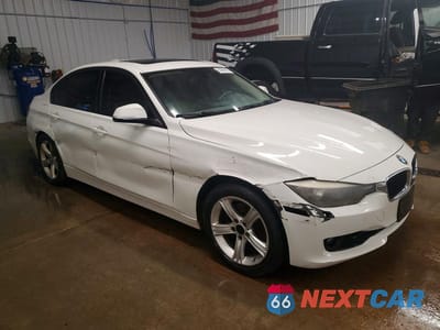 Czwarte zdjęcie samochodu z boku: 2013 BMW 328 XI VIN:WBA3B3C57DF145763 - miniatura