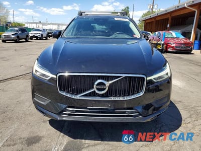 Piąte zdjęcie samochodu w środku: 2018 VOLVO XC60 T5 VIN:LYV102RK9JB106214 - miniatura