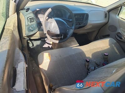 Zdjęcie 8 z 12 samochodu: 1997 FORD F-150 VIN:1FTDF1724VNB87217 - miniatura