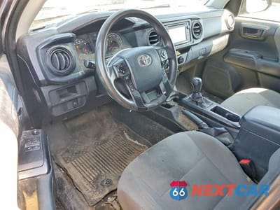 Zdjęcie 8 z 12 samochodu: 2018 TOYOTA TACOMA SR VIN:5TFSX5EN3JX059204 - miniatura