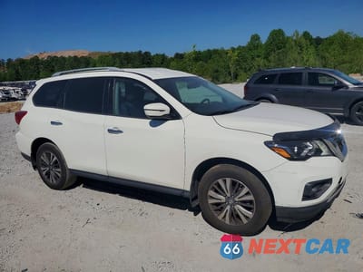 Czwarte zdjęcie samochodu z boku: 2017 NISSAN PATHFINDER S VIN:5N1DR2MM4HC661245 - miniatura