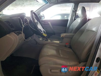 Zdjęcie 7 z 13 samochodu: 2012 TOYOTA HIGHLANDER SE VIN:5TDBK3EH1CS161350 - miniatura