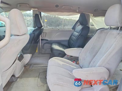 Zdjęcie 11 z 13 samochodu: 2012 TOYOTA SIENNA LE 8-PASSENGER VIN:5TDKK3DC4CS237245 - miniatura