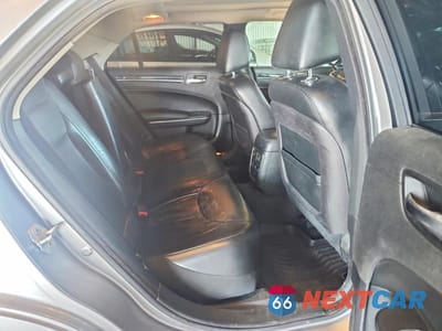 Zdjęcie 10 z 13 samochodu: 2016 CHRYSLER 300C VIN:2C3CCAEG9GH294783 - miniatura