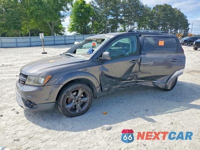 2016 DODGE JOURNEY CROSSROAD 3C4PDCGB1GT107387 - główne zdjęcie licytacji z USA - miniatura