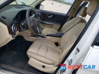 Zdjęcie 7 z 13 samochodu: 2015 MERCEDES-BENZ GLK 350 4MATIC VIN:WDCGG8JB3FG387985 - miniatura