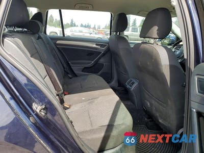 Zdjęcie 10 z 12 samochodu: 2017 VOLKSWAGEN GOLF SPORTWAGEN S VIN:3VWC17AU8HM501843 - miniatura