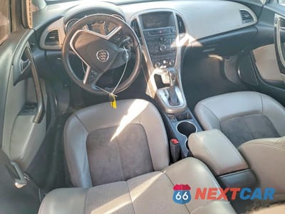 Zdjęcie 8 z 12 samochodu: 2014 BUICK VERANO VIN:1G4PP5SK6E4155069 - miniatura