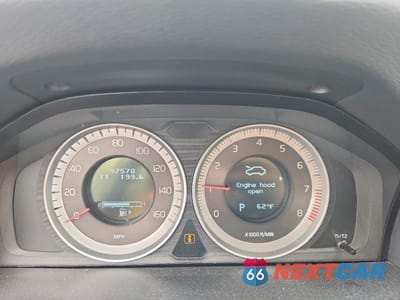 Zdjęcie 9 z 12 samochodu: 2013 VOLVO S60 T5 VIN:YV1612FS0D1208658 - miniatura