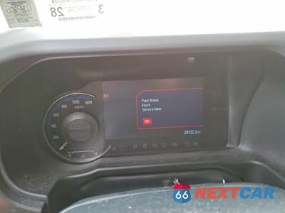 Zdjęcie 9 z 13 samochodu: 2022 FORD BRONCO BASE VIN:1FMDE5AP7NLB78839 - miniatura