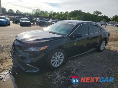 2021 TOYOTA CAMRY LE 4T1R11AK1MU449577 - główne zdjęcie licytacji z USA - miniatura