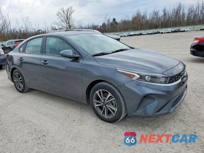 Czwarte zdjęcie samochodu z boku: 2022 KIA FORTE LXS VIN:3KPF24AD7NE500300 - miniatura