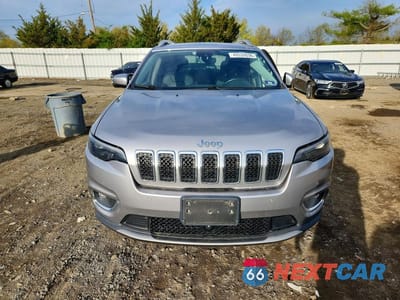 Piąte zdjęcie samochodu w środku: 2019 JEEP CHEROKEE LIMITED VIN:1C4PJMDX6KD491468 - miniatura