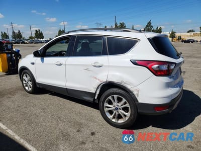 Drugie zdjęcie samochodu z przodu: 2018 FORD ESCAPE SEL VIN:1FMCU0HD1JUA42367 - miniatura