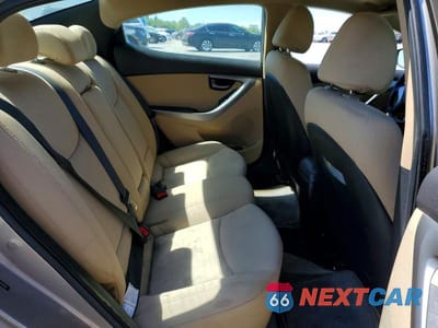 Zdjęcie 10 z 11 samochodu: 2013 HYUNDAI ELANTRA GLS VIN:5NPDH4AE5DH247678 - miniatura