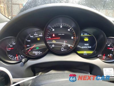 Zdjęcie 9 z 12 samochodu: 2013 PORSCHE CAYENNE VIN:WP1AF2A25DLA40415 - miniatura