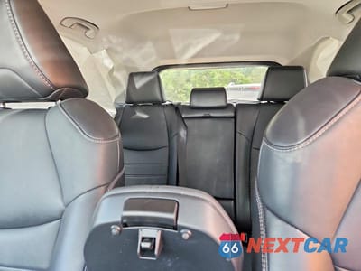 Zdjęcie 10 z 13 samochodu: 2022 TOYOTA RAV4 XLE PREMIUM VIN:2T3C1RFV1NC192115 - miniatura