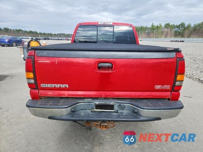 Zdjęcie 6 z 12 samochodu: 2005 GMC NEW SIERRA K1500 VIN:2GTEK19BX51245975 - miniatura