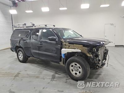 Czwarte zdjęcie samochodu z boku: 2024 NISSAN FRONTIER- R&D- PRI FLEET- CK ENG LT ON VIN:1N6ED1CM4RN634858 - miniatura