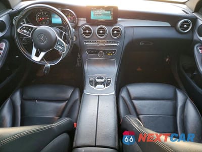 Zdjęcie 8 z 12 samochodu: 2019 MERCEDES-BENZ C 300 4MATIC VIN:55SWF8EB4KU307420 - miniatura
