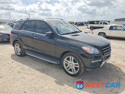 Czwarte zdjęcie samochodu z boku: 2014 MERCEDES-BENZ ML 350 VIN:4JGDA5JB5EA334792 - miniatura