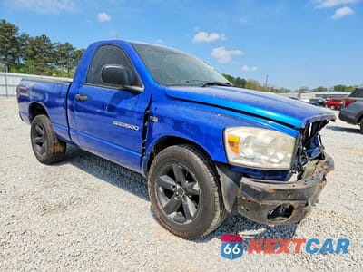 Czwarte zdjęcie samochodu z boku: 2007 DODGE RAM 1500 ST VIN:1D7HA16227J626111 - miniatura