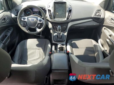 Zdjęcie 8 z 13 samochodu: 2013 FORD ESCAPE S VIN:1FMCU0F73DUD70567 - miniatura