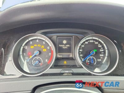 Zdjęcie 9 z 12 samochodu: 2016 VOLKSWAGEN GOLF R VIN:WVWLF7AU8GW292056 - miniatura