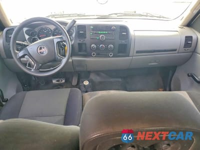 Zdjęcie 8 z 13 samochodu: 2008 GMC SIERRA C1500 HEAVY DUTY VIN:1GTJK33618F201320 - miniatura