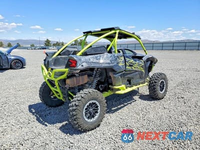 Czwarte zdjęcie samochodu z boku: 2021 KAWASAKI TERYX UTILITY VEHICLE VIN:JKARFCB16MB502366 - miniatura