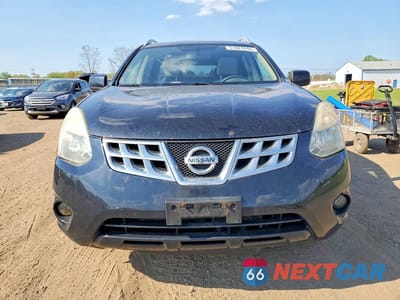 Piąte zdjęcie samochodu w środku: 2013 NISSAN ROGUE S VIN:JN8AS5MT4DW534657 - miniatura