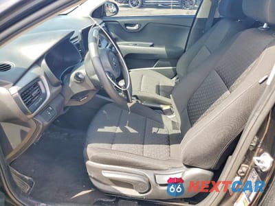 Zdjęcie 7 z 13 samochodu: 2021 KIA RIO S VIN:3KPA24AD9ME401406 - miniatura