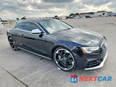 Czwarte zdjęcie samochodu z boku: 2013 AUDI RS5 VIN:WUAC6AFR7DA900971 - miniatura