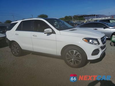 Czwarte zdjęcie samochodu z boku: 2016 MERCEDES-BENZ GLE 350 4MATIC VIN:4JGDA5HB7GA633791 - miniatura