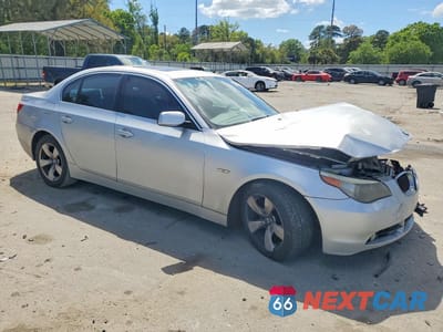 Czwarte zdjęcie samochodu z boku: 2007 BMW 530 I VIN:WBANE73577B996996 - miniatura